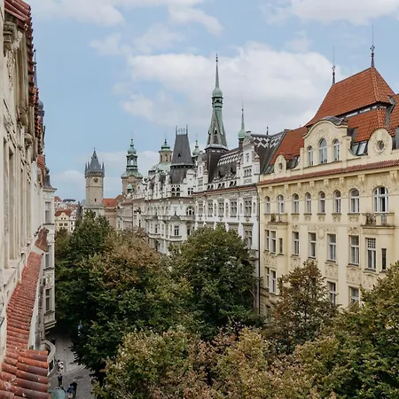 Days - 1min Old Town Square - 1bdr - Parizska Street Apartment *