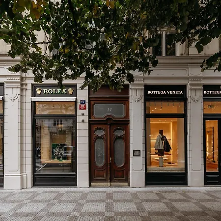 Days - 1min Old Town Square - 1bdr - Parizska Street Apartment