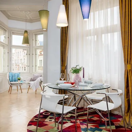 Apartment Days - 1min Old Town Square - 1bdr - Parizska Street *