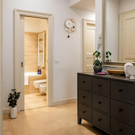 Days - 1min Old Town Square - 1bdr - Parizska Street * Praga